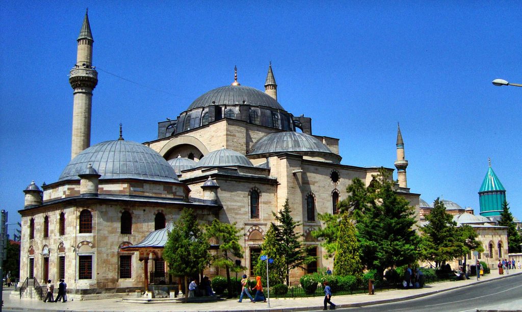 Sevdiklerinize göndereceğiniz Cuma sözleri, sadece manevi bir bağ kurmakla kalmaz, aynı zamanda onların gününü daha anlamlı ve huzurlu hale getirir.